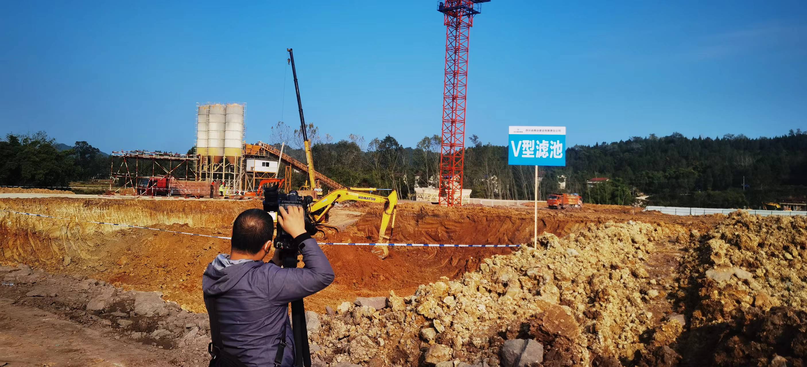 1760597571842006916.jpg 1760597571842006916.jpg